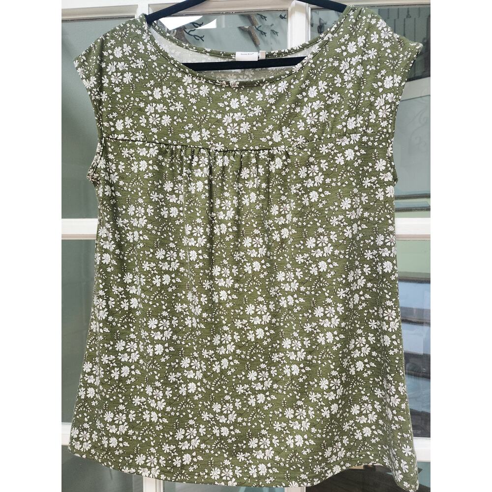 Simple by Suzanne Betro Medium Floral Blouse